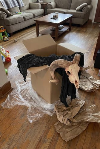 🧙‍♀️ Remote Control Flying Witch – Halloween Edition